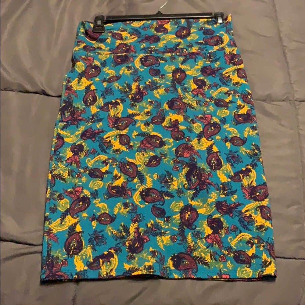 XS Lularoe Cassie